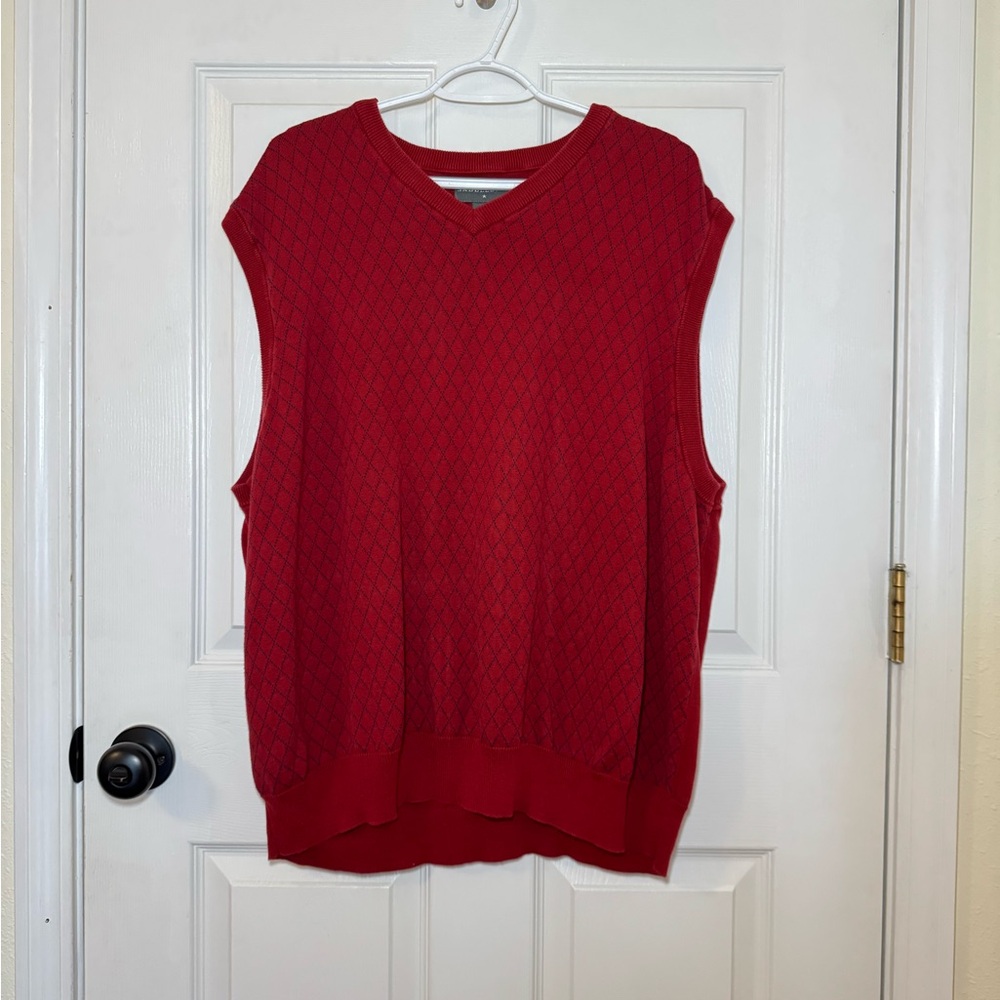 Men’s V-Neck Red Sweater Vest